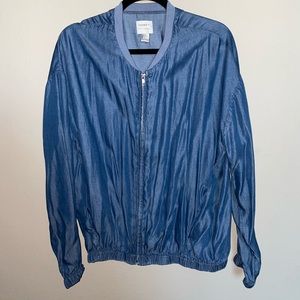 COLLARLESS DENIM JACKET